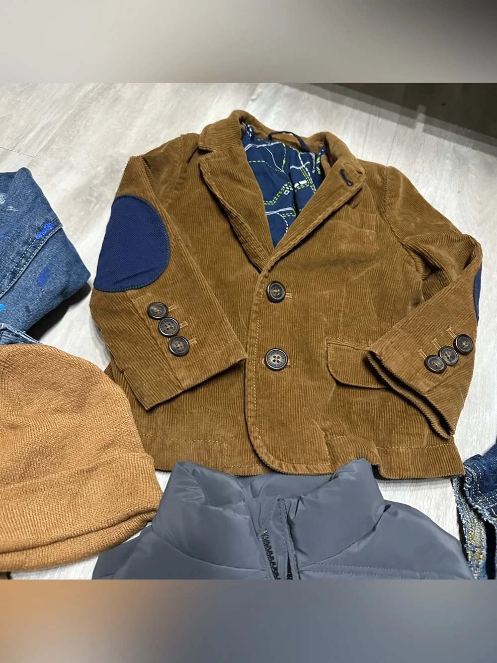 (6) Bundle Lot of Boys Jackets and Vests Sz 2T/3T